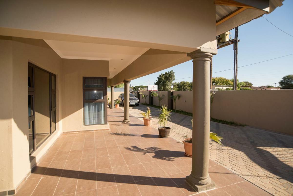 Peaconwood Boutique Villa Palapye Luaran gambar